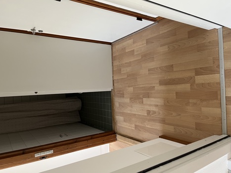Bathroom door/entrance