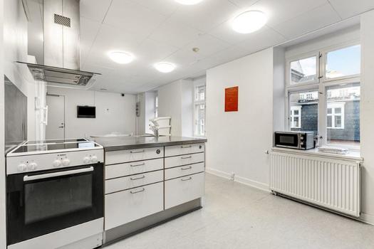 Shared kitchen 2